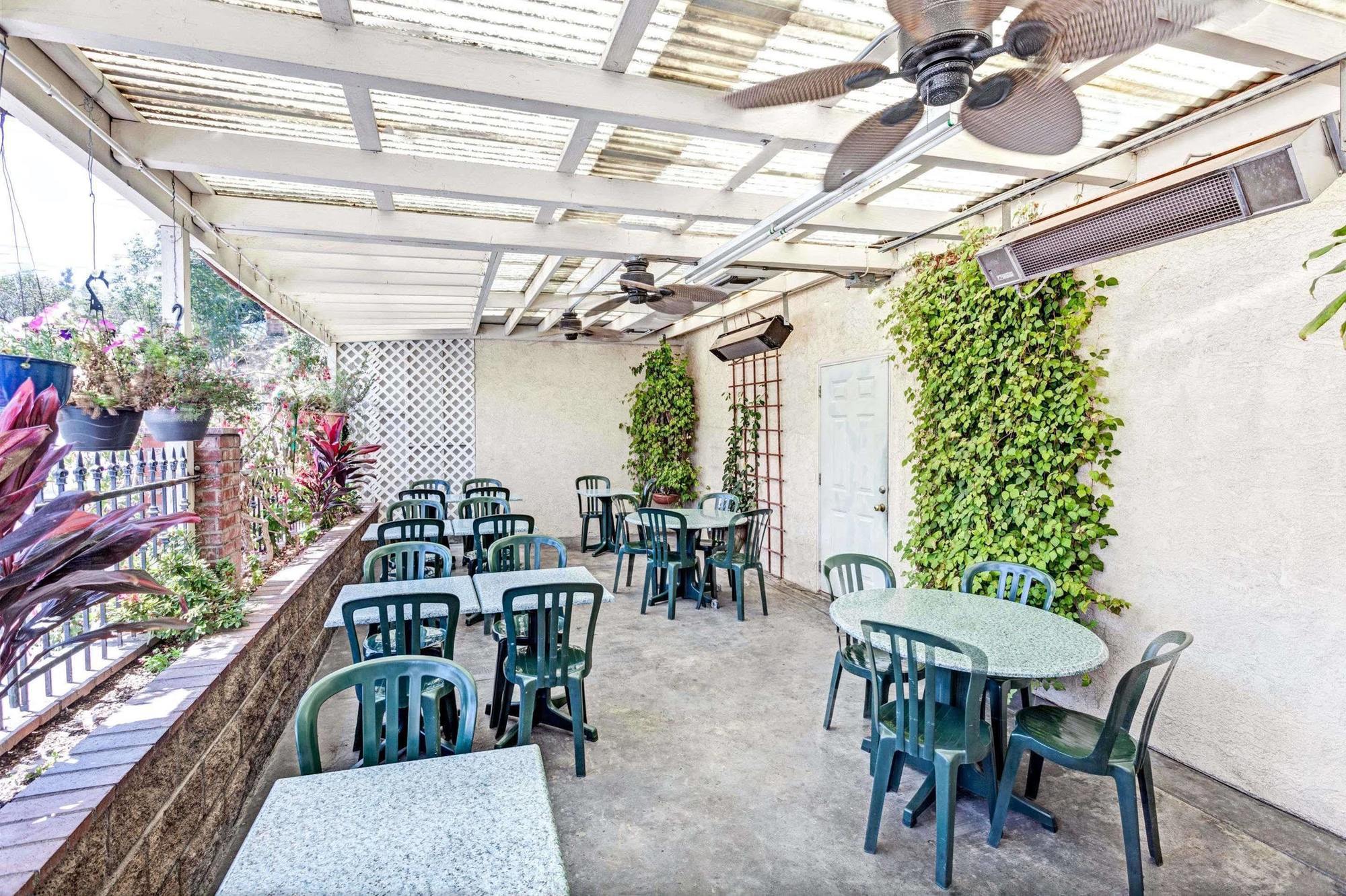 Vantage Point Inn - Woodland Hills Los Angeles Eksteriør bilde